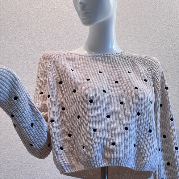 Forever 21 crop sweater top size medium - Picture 1 of 9